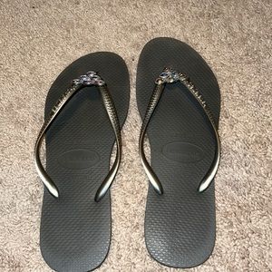 Havaianas size 9/10 flip flop